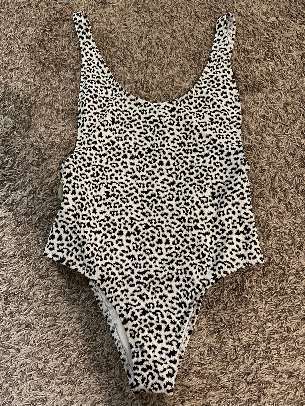 Victoria secret Black and White Leopard Print One-Piece Swimsuit 8